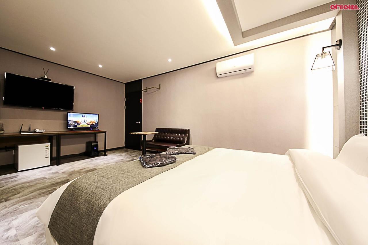 Hotel Parfe Cheonan Exterior foto